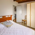 2 Bedroom Cozy In