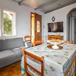 2 Bedroom Cozy Home In San Nicolao *
