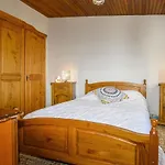 2 Bedroom Cozy Home In San Nicolao Holiday home